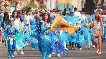Carnaval EPCV – Mindelo: Uma Tradição que Move a Escola sob o Tema “Amar o Mar”