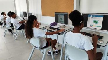 Escola Portuguesa de Cabo Verde participa no Bebras - Desafio de Pensamento Computacional
