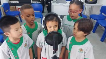 Cantar, contar e encantar: projetos musicais e literários no Pré-Escolar e 1.º Ciclo